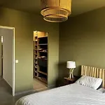 Appartement Spacieux, Proche Centre Ville.